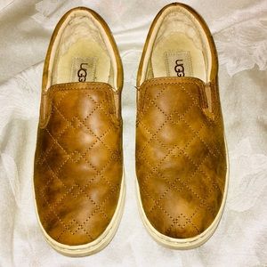 UGG Shoes size 5